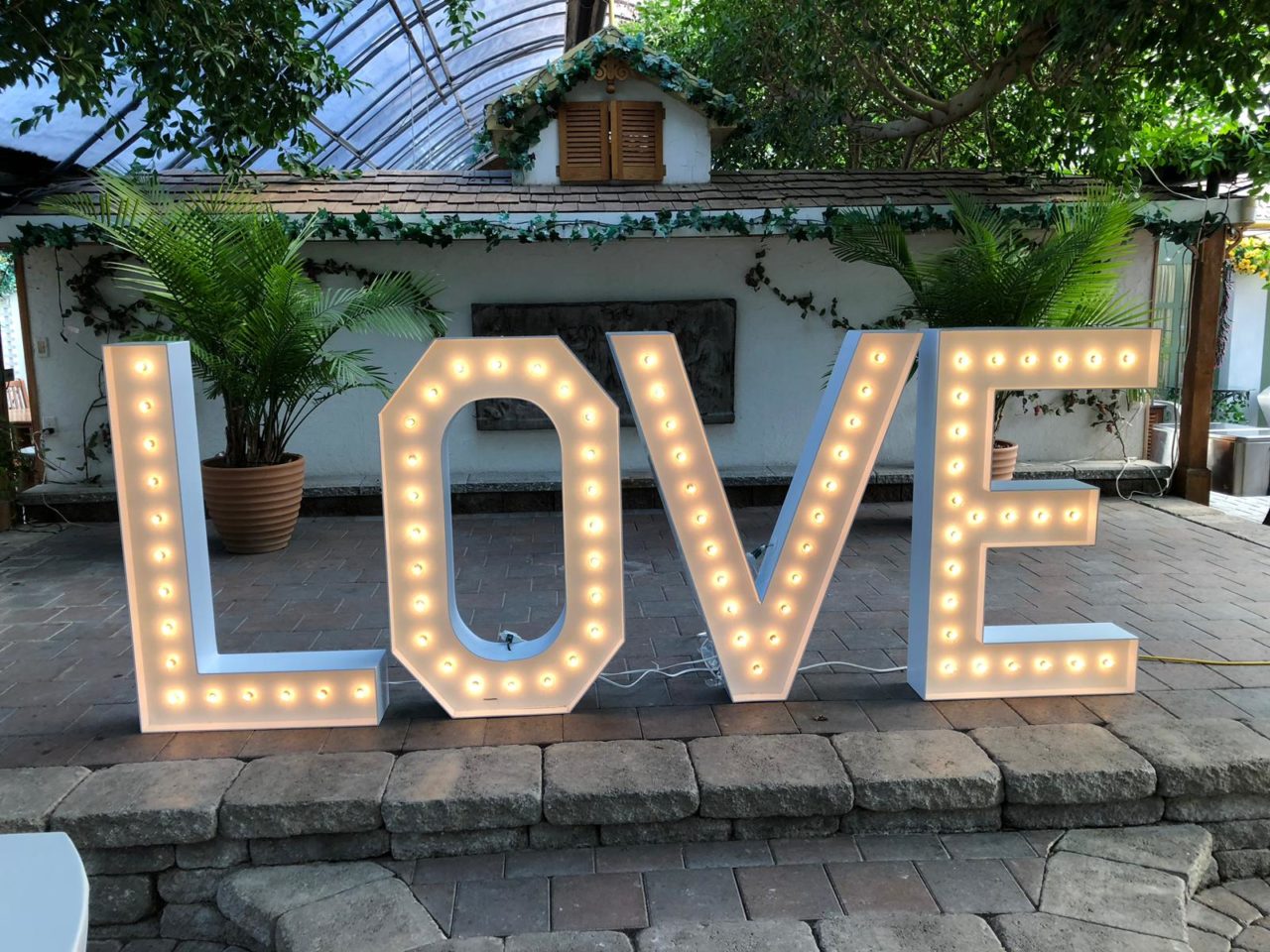 love-marquee-letter-party-marquee-decor-event-rental-ontario