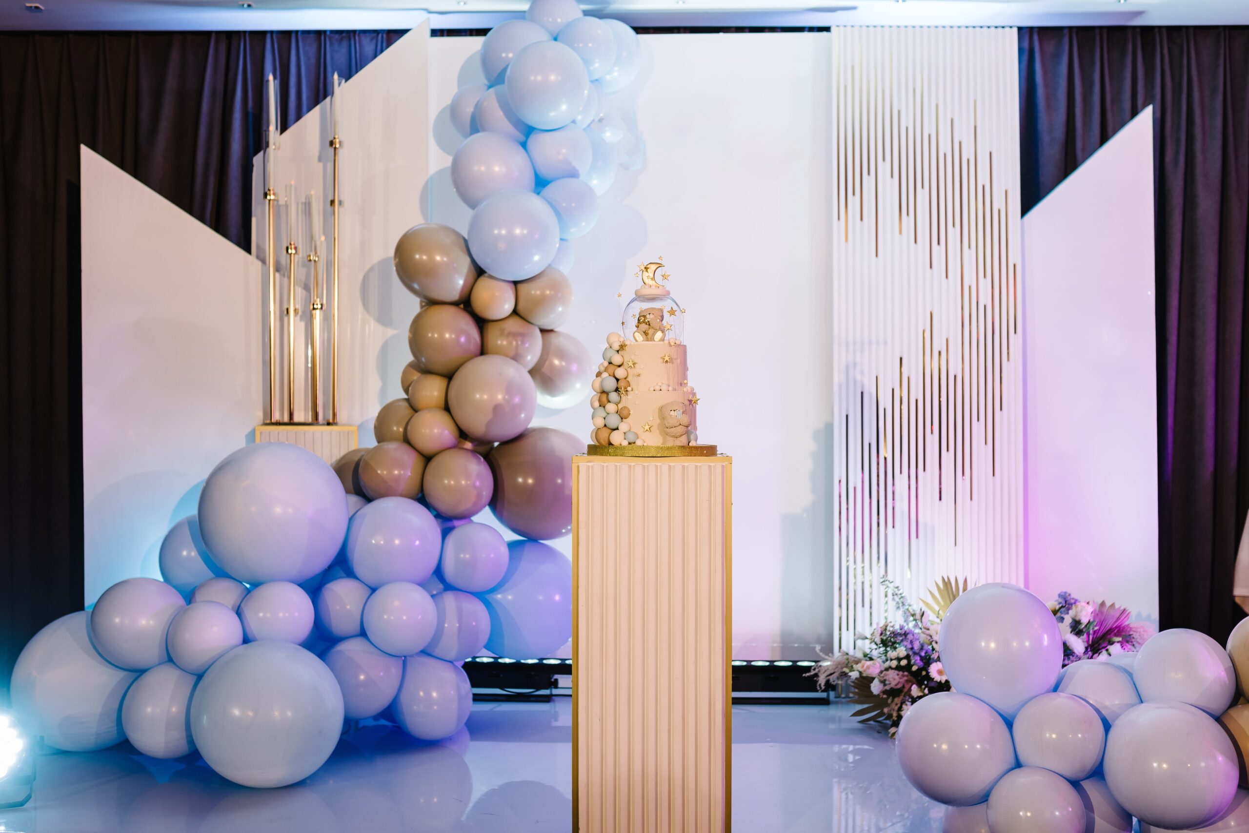 Balloon Design, SetUp, & Color with Hamilton Event Decor Rentals