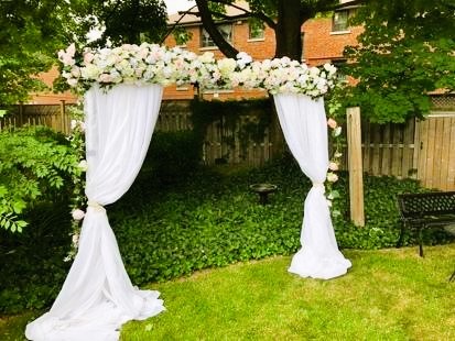 Niagara Falls Flower Wall and Photo Booth Rental