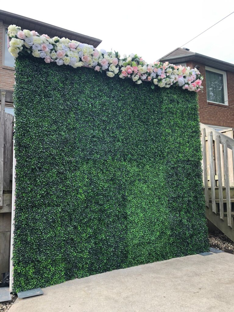 Green flower wall