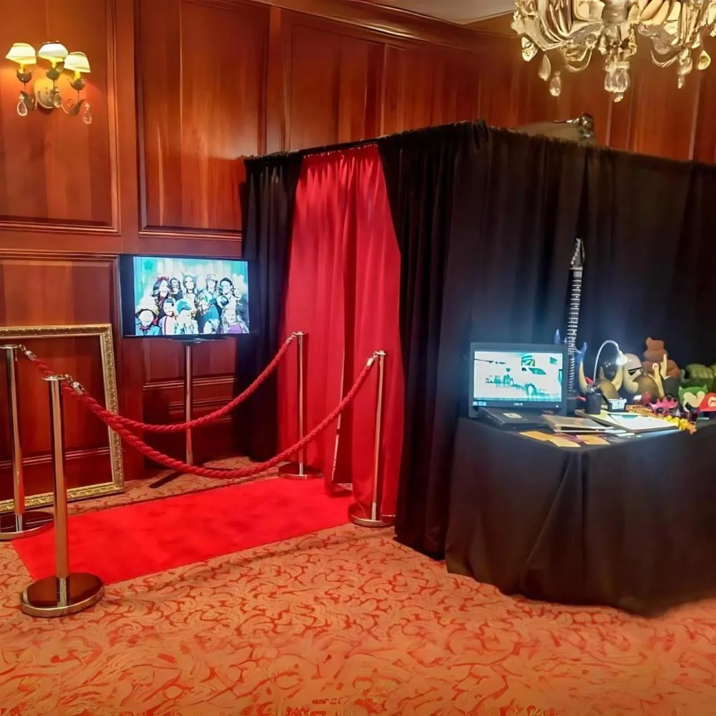 Enclosed Photo Booth Rental