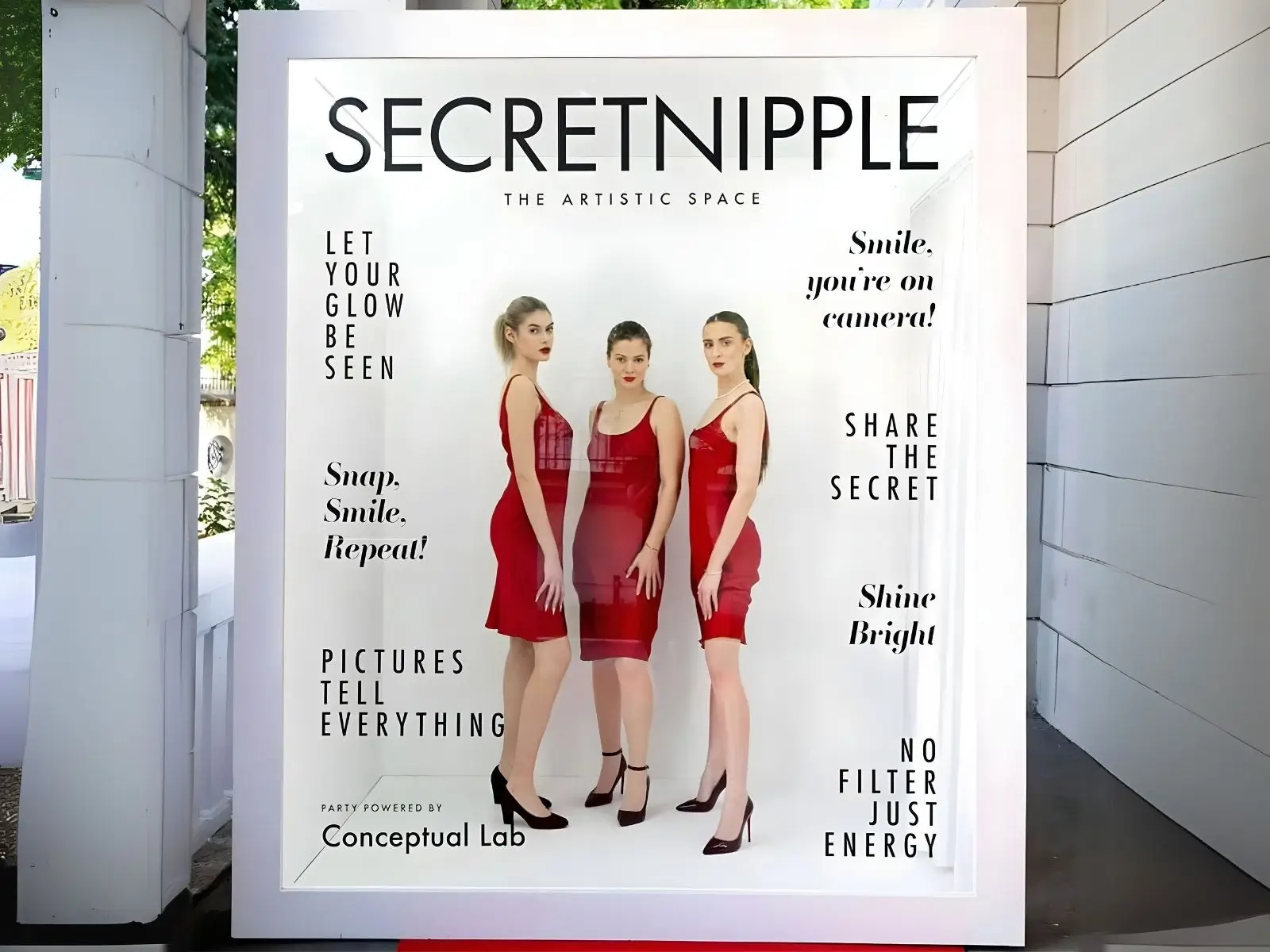 Custom Magazine Photo Booth