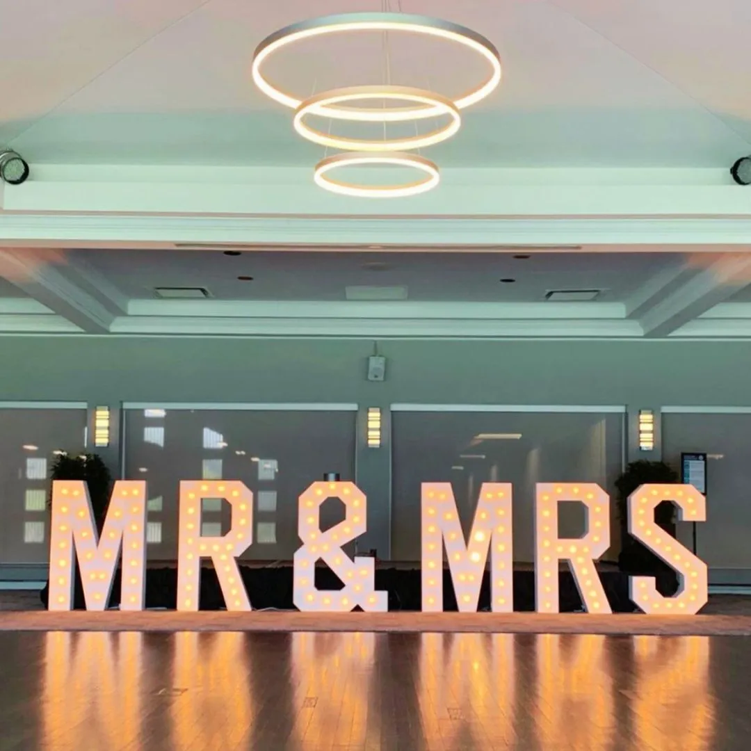 Pembroke Marquee Letters for Rent
